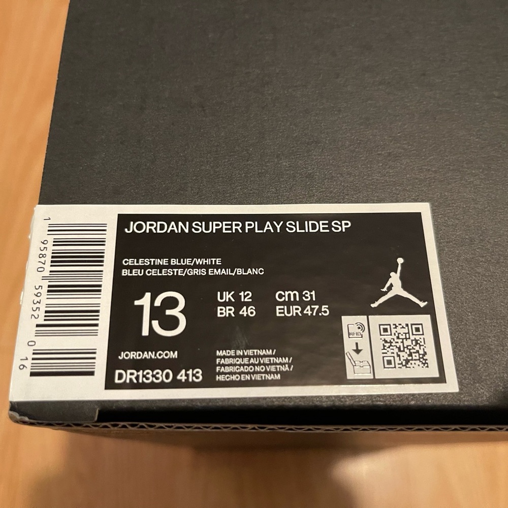Jordan x J. Balvin “Super Play” slides, New in Box, M13 - Picture 8 of 9